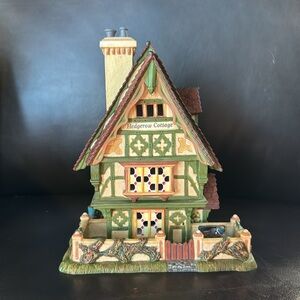 NWT. Dept 56. Hedgerow Garden Cottage